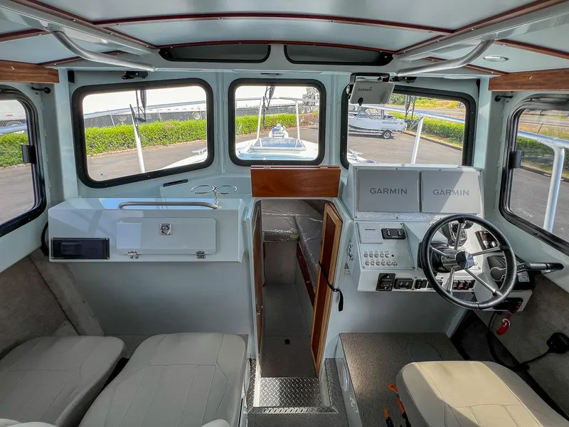 Slide: The Image of Interior of 2022 Hewescraft 290 Adventure boat with Garmin navigation system. - 10