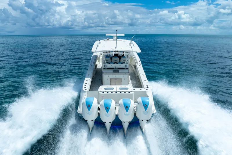 Slide: The Image of 2018 Hydra-Sports 4200 Siesta boat cruising on open water. - 20