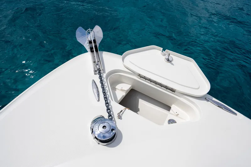 Slide: The Image of 2018 Hydra-Sports 4200 Siesta anchor compartment on clear blue water. - 22