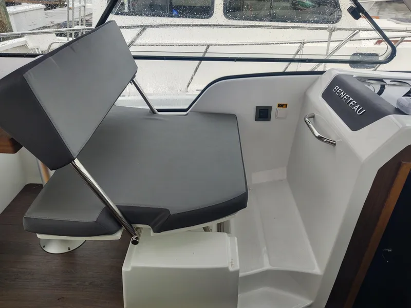 Slide: The Image of Take Five companion seat fwd facing  - 30