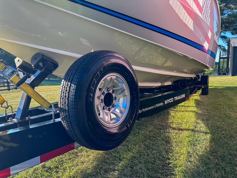 Slide: The Image of 2021 Cigarette 39 GTS boat on MYCO trailer, side view. - 15