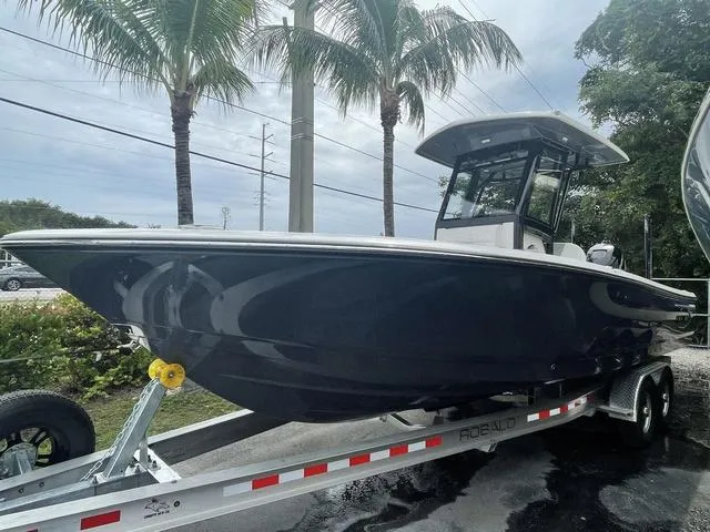 Slide: The Image of Robalo 266 Cayman 2023 - 2