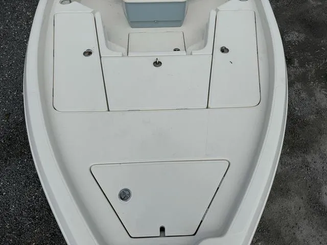 Slide: The Image of Skeeter SX210 2021 - 16