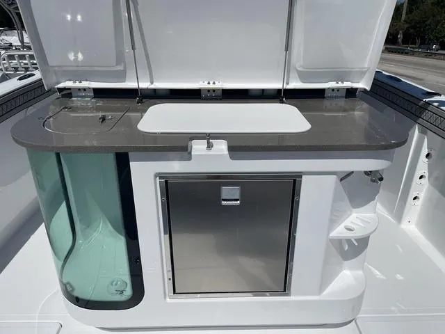 Slide: The Image of Wellcraft 352 Fisherman 2023 - 6