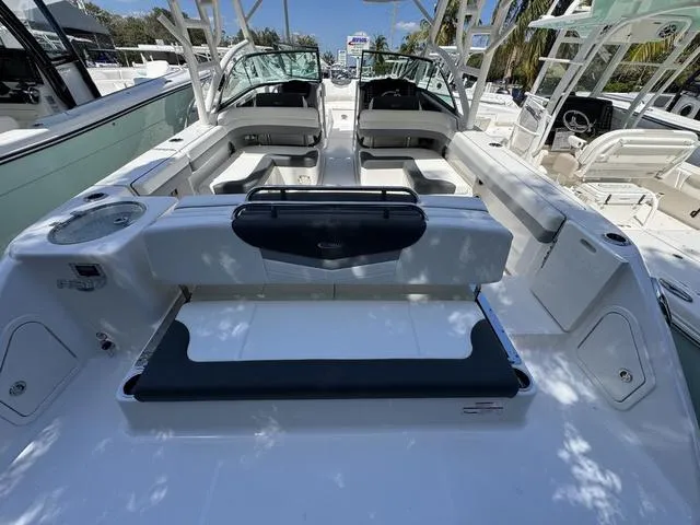 Slide: The Image of Robalo R317 Dual Console 2024 - 4