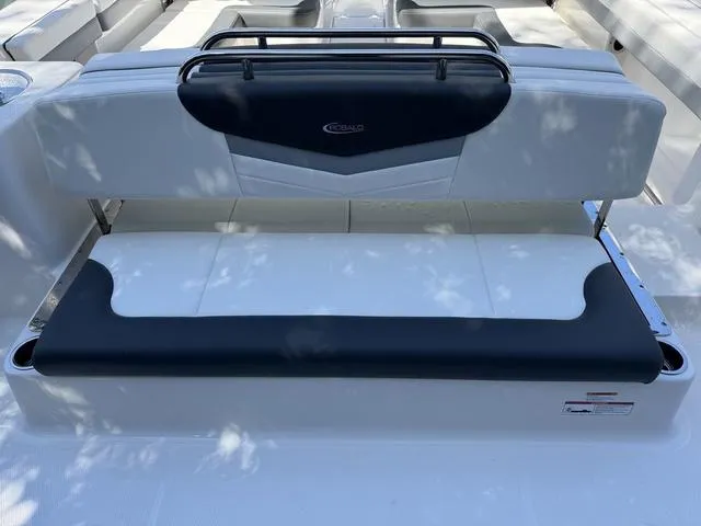 Slide: The Image of Robalo R317 Dual Console 2024 - 49