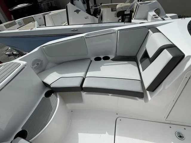 Slide: The Image of Yamaha SX220 2024 - 10