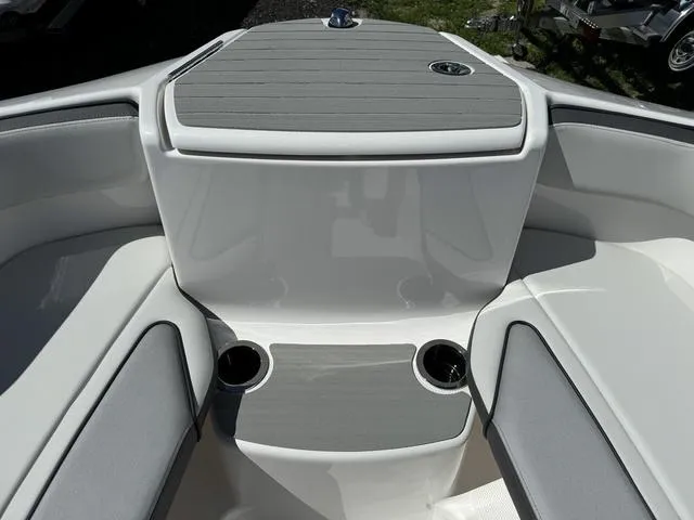 Slide: The Image of Yamaha SX250 2024 - 11