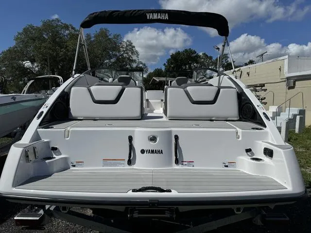 Slide: The Image of Yamaha SX250 2024 - 3