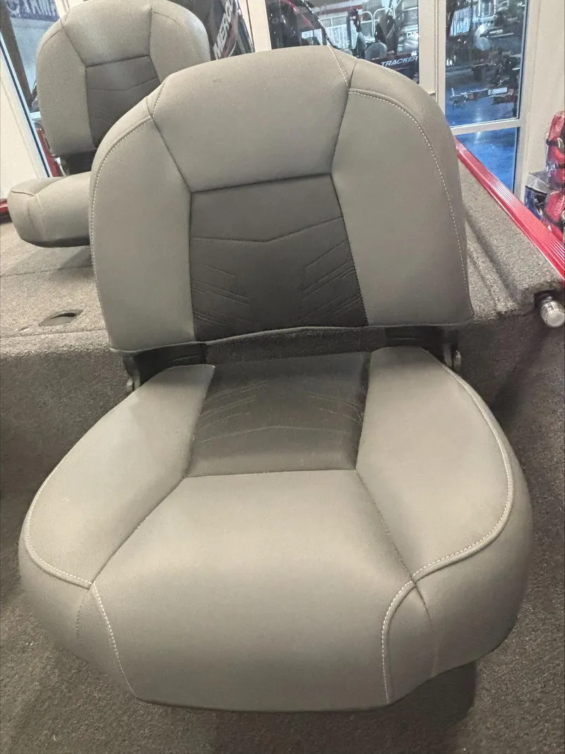 Slide: The Image of 2024 Tracker BT CLASSIC XL boat seat, gray upholstery, modern design. - 3