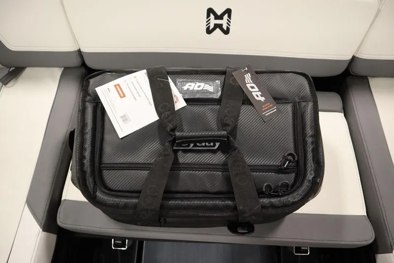 Slide: The Image of Heyday H22 2024 - 101