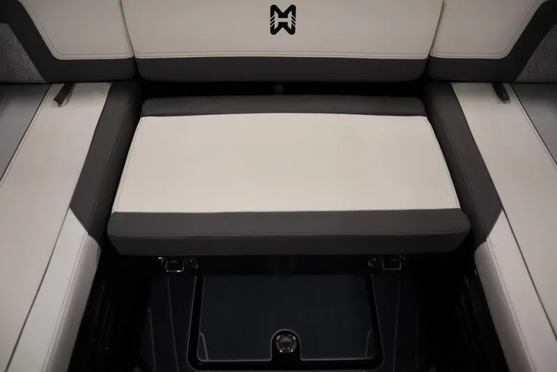 Slide: The Image of Heyday H22 2024 - 107