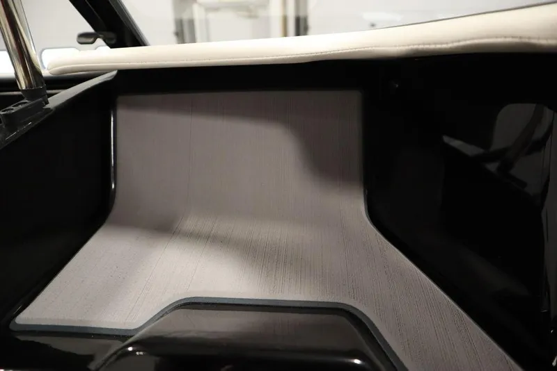 Slide: The Image of Heyday H22 2024 - 108