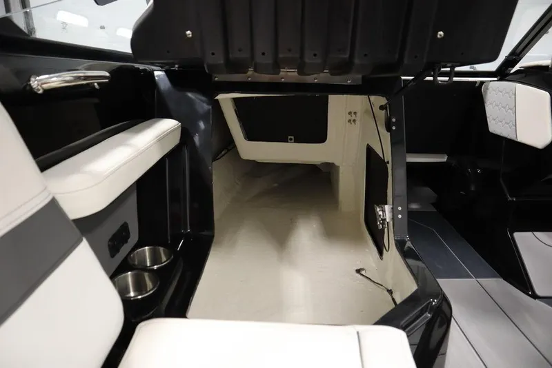 Slide: The Image of Heyday H22 2024 - 68