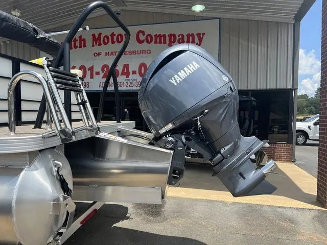 Slide: The Image of Veranda Vista22RC 2025 - 12