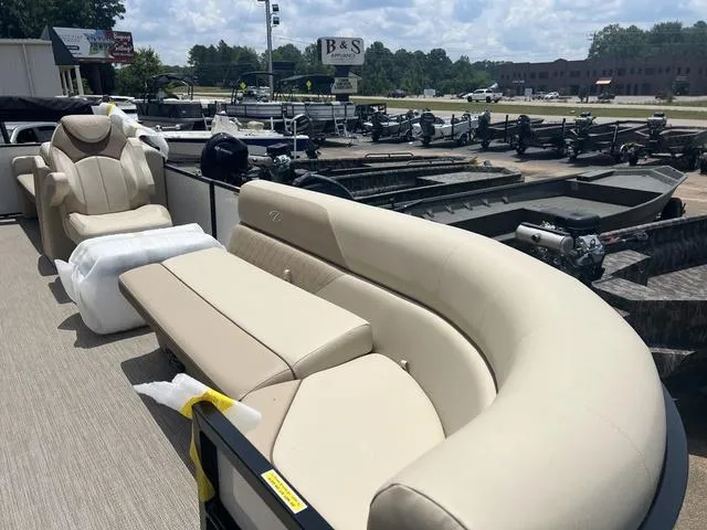 Slide: The Image of Veranda Vista22RC 2025 - 13