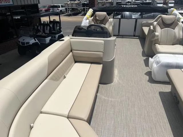 Slide: The Image of Veranda Vista22RC 2025 - 14