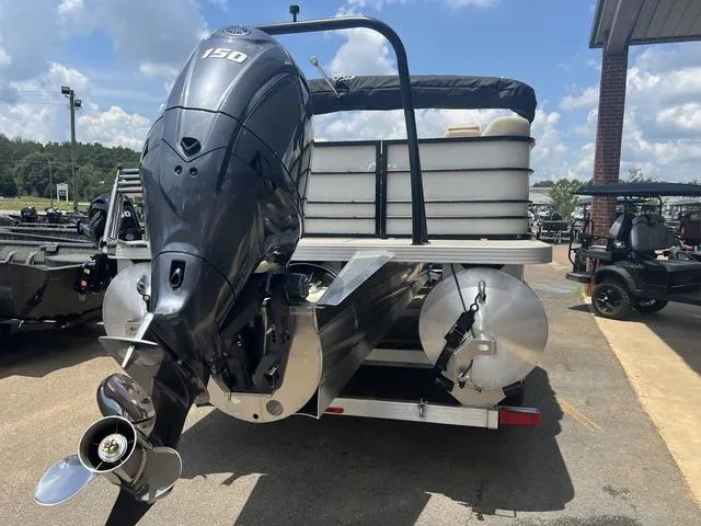 Slide: The Image of Veranda Vista22RC 2025 - 9