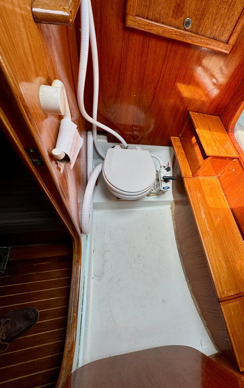Slide: The Image of Galley kitchen in 1988 Beneteau First Class 12 yacht with stove and sink. - 17