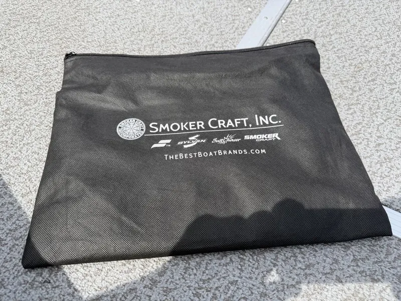 Slide: The Image of Smoker Craft Pro Lodge 160 2025 - 9