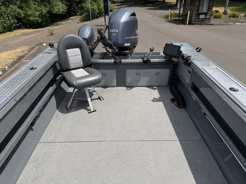 Slide: The Image of Fish Rite 20 River Master 2022 - 5