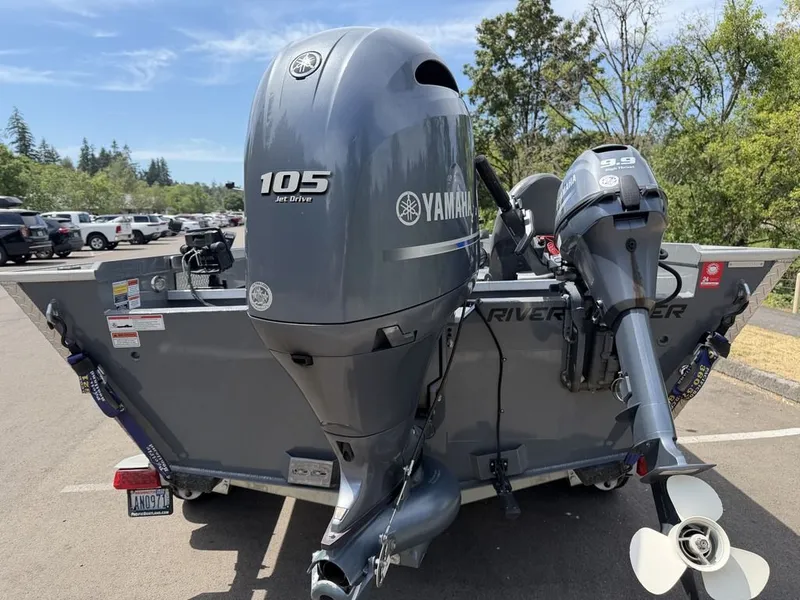 Slide: The Image of Fish Rite 20 River Master 2022 - 2