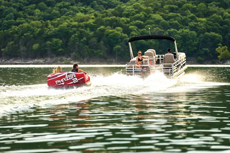 Slide: The Image of Ranger Reata 220FC 2024 - 75