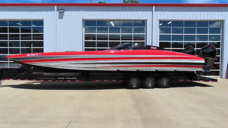 The Image of 2020 Wright Performance 360 powerboat on trailer, red and white, side view. - 0