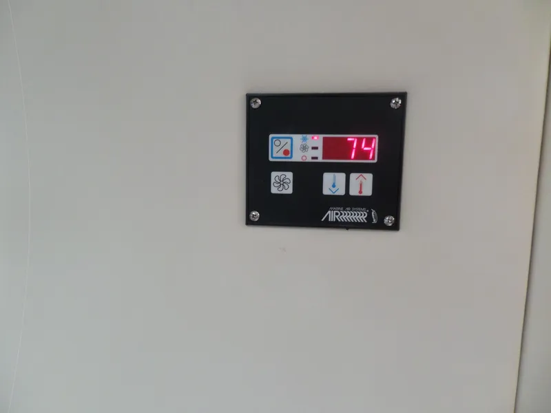 Slide: The Image of Bayliner 320 Cruiser 2008 - 58