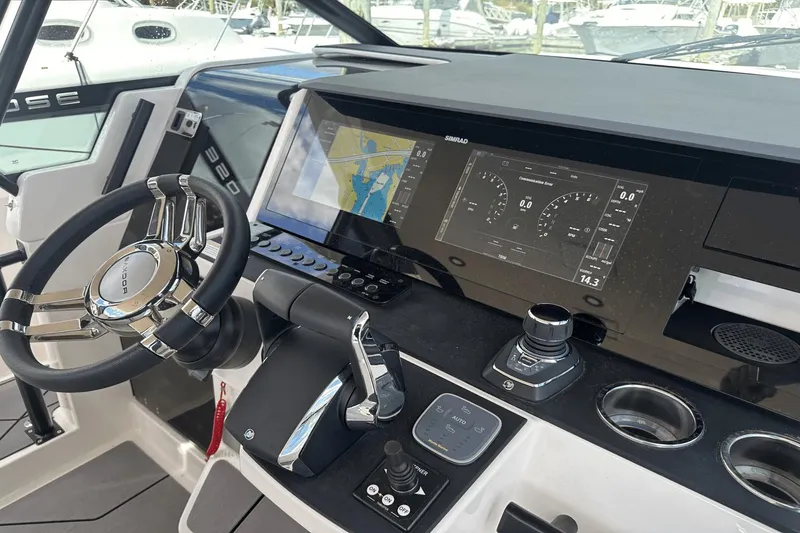 Slide: The Image of Saxdor 320 GTO 2025 - 15