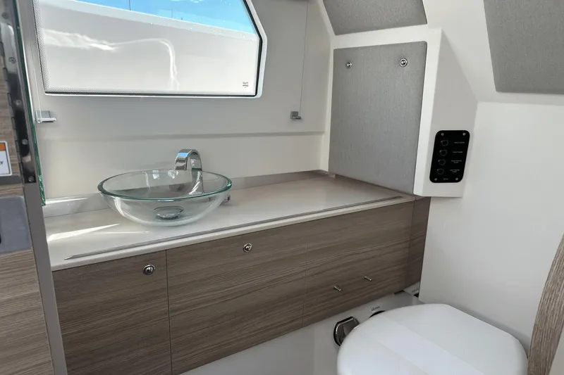 Slide: The Image of Saxdor 320 GTO 2025 - 37