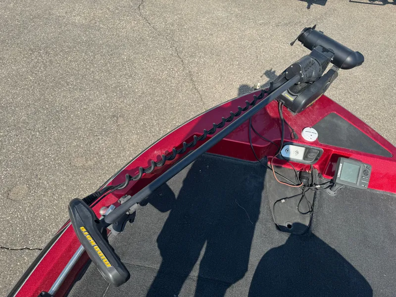 Slide: The Image of 2015 Nitro ZV 18 boat with trolling motor and control panel. - 12