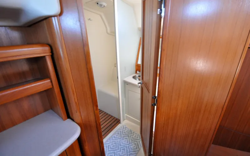 Slide: The Image of Hunter 45CC - Coralee - Aft Cabin - Ensuite Head - 119