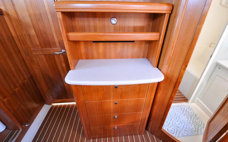 Slide: The Image of Hunter 45CC - Coralee - Aft Cabin - Storage - 125