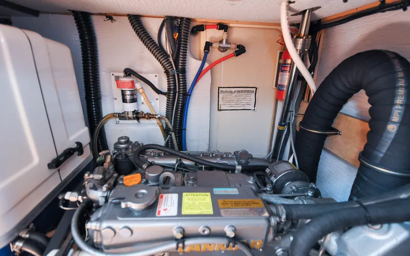 Slide: The Image of Hunter 45CC - Coralee - Engine Room - 132