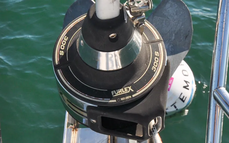 Slide: The Image of Hunter 45CC - Coralee - Fore Deck - Roller Furling - 47