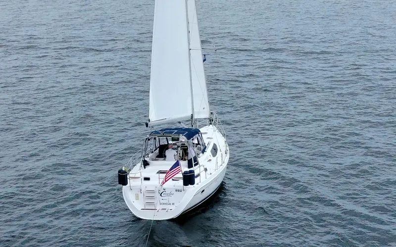 Slide: The Image of Hunter 45CC - Coralee - Under Sail - 5