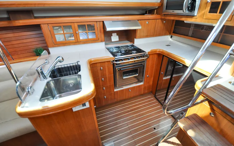 Slide: The Image of Hunter 45CC - Coralee - Galley - 59