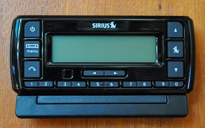 Slide: The Image of Hunter 45CC - Coralee - Salon - Sirius Radio - 75