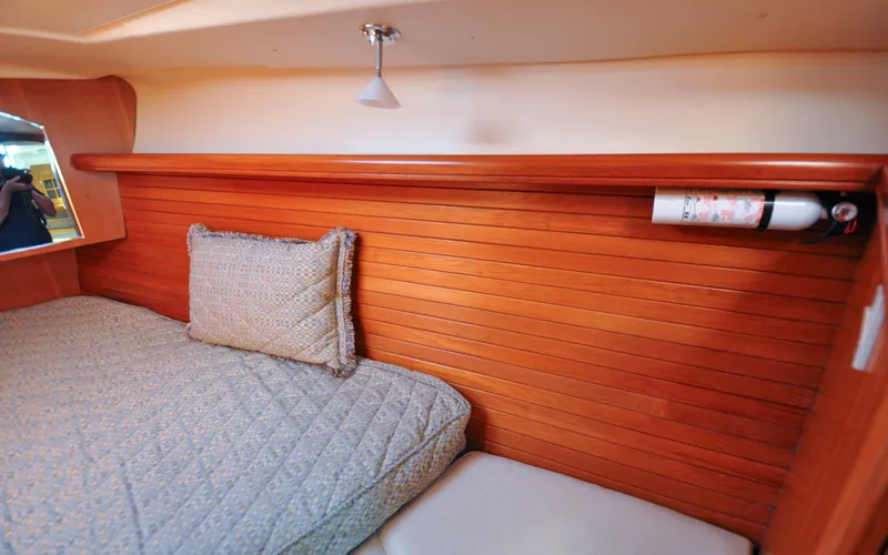 Slide: The Image of Hunter 45CC - Coralee - Forward Cabin - 82