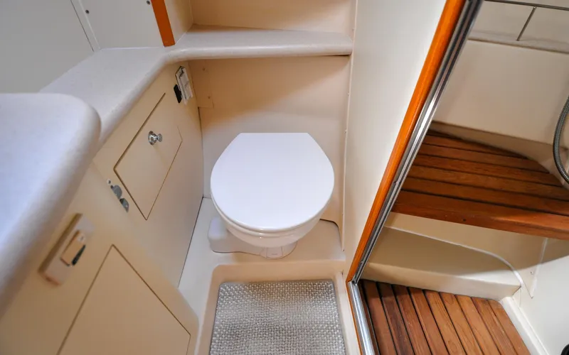 Slide: The Image of Hunter 45CC - Coralee - Forward Head - Toilet - 89