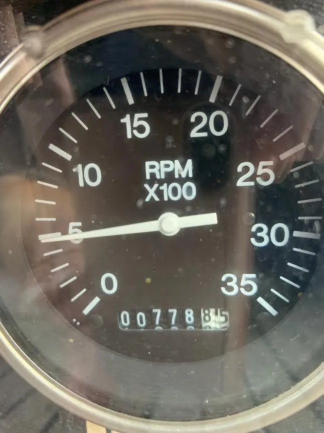 Slide: The Image of Engine hours - 24