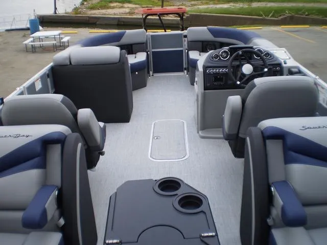 Slide: The Image of South Bay S224RS 2025 - 8