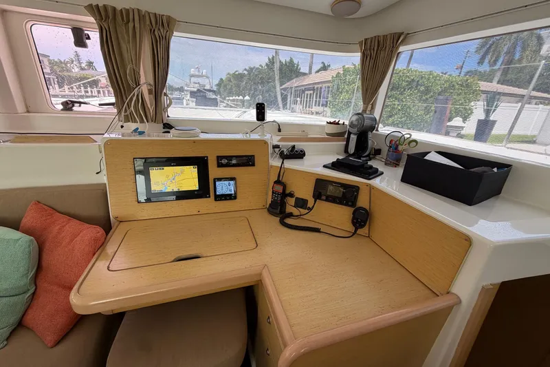 Slide: The Image of Lagoon 400 owner's version 2010 - 63