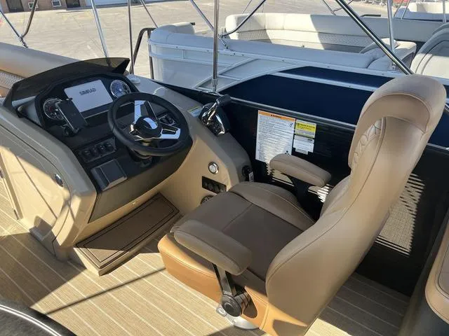 Slide: The Image of Godfrey MC255MT 2024 - 7