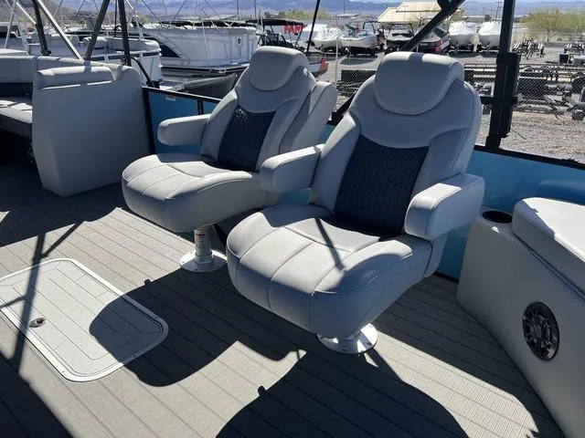 Slide: The Image of Godfrey SW2286C 2024 - 5