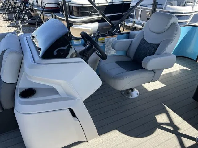 Slide: The Image of Godfrey SW2286C 2024 - 6