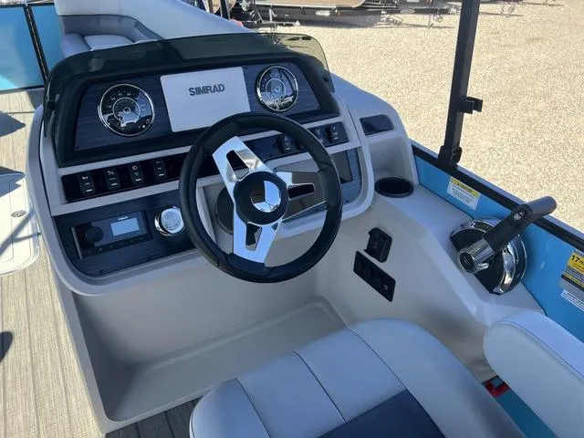 Slide: The Image of Godfrey SW2286C 2024 - 7