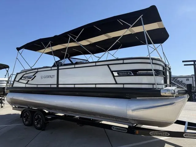 Slide: The Image of Godfrey AquaPatio 255 SBW 2023 - 2