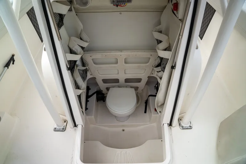 Slide: The Image of Wellcraft 222 Scarab Offshore 2017 - 25